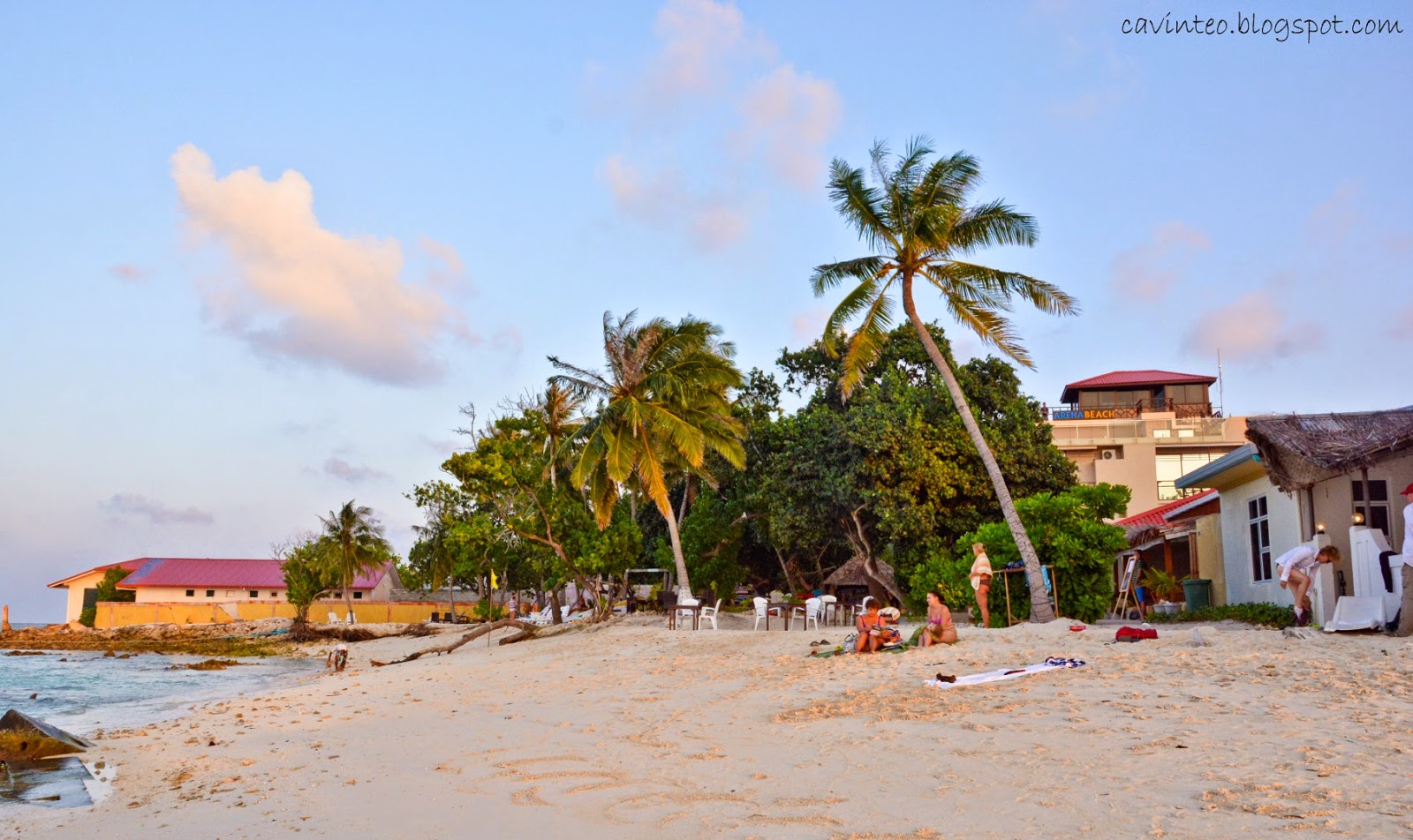 Entree Kibbles Bikini Beach on Maafushi Island [Maldives]